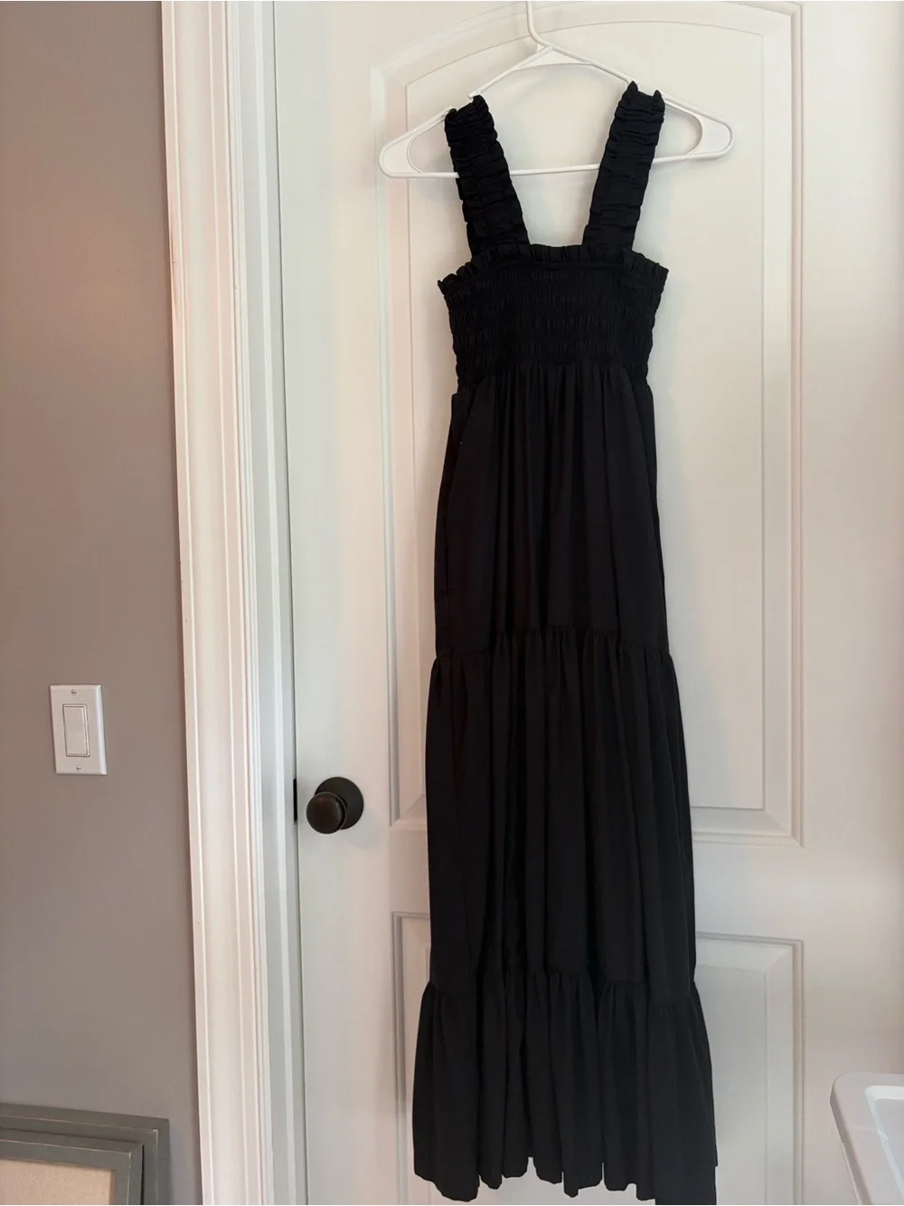 Abercrombie & Fitch Black Smocked Ruffle Strap Maxi Dress